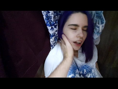 ❤️ Tìm thấy sis của tôi trong tủ quần áo và giúp cô ấy Hãy ❤️ Sex video tại chúng tôi